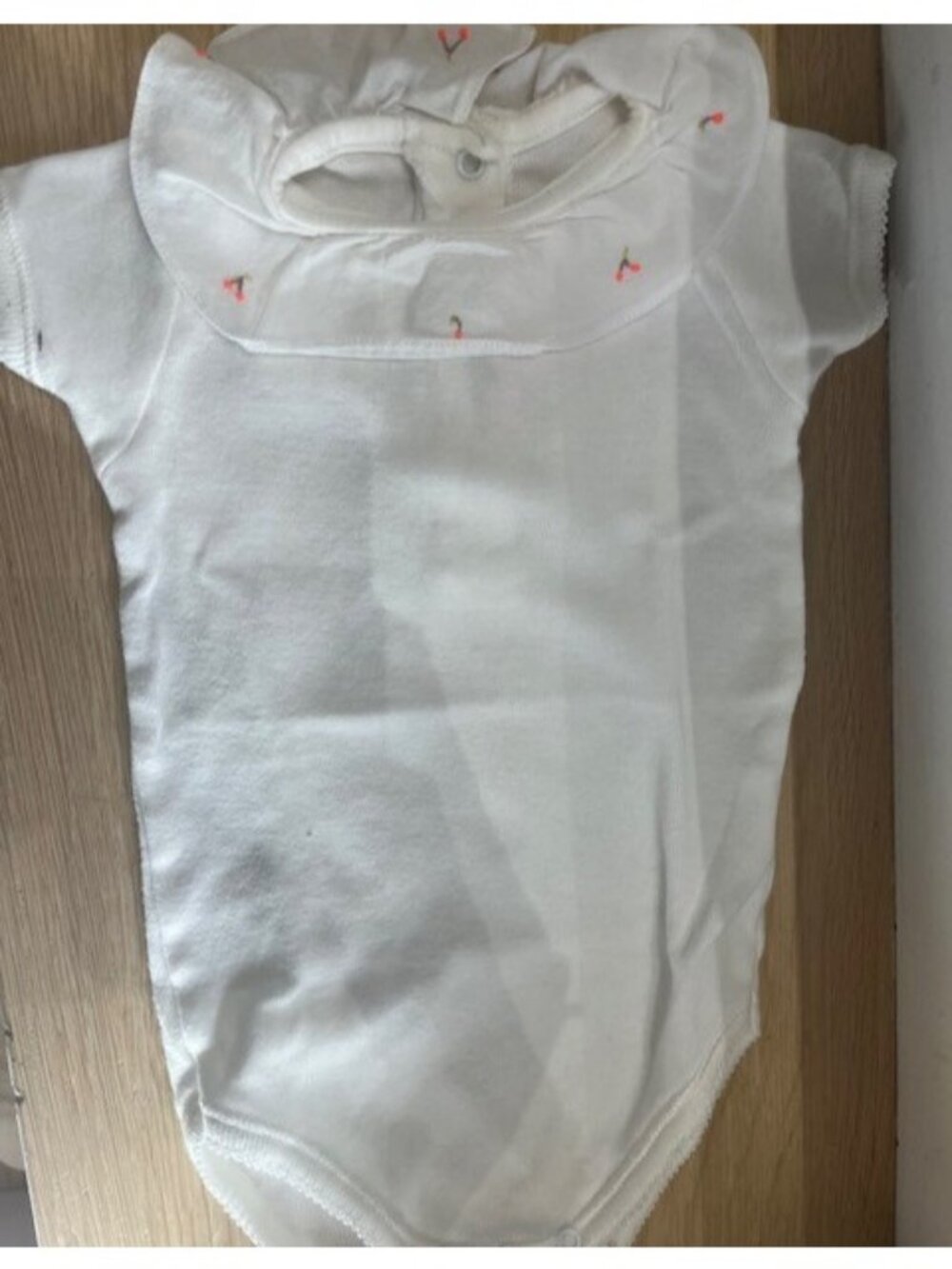 Bonpoint embroidered cherry bodysuit 3 months